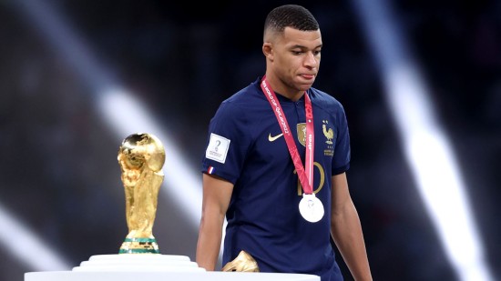 'It goes too far' - France launch official complaint against Emi Martinez after Argentina goalkeeper's 'shocking' Mbappe taunts