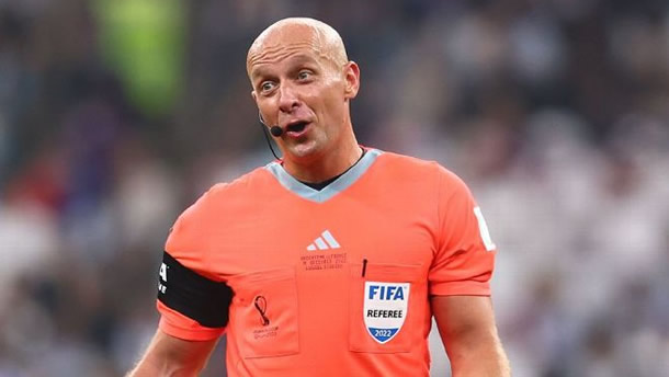 World Cup final referee hits back at criticism in France over Lionel Messi goal