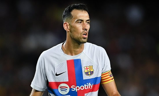 Barcelona captain Busquets rejects massive Al Nassr offer
