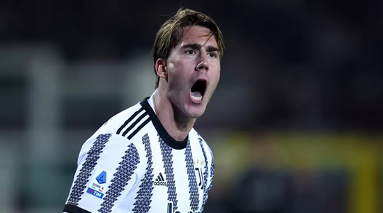 Manchester United report: Red Devils 'offered' Dusan Vlahovic by Juventus