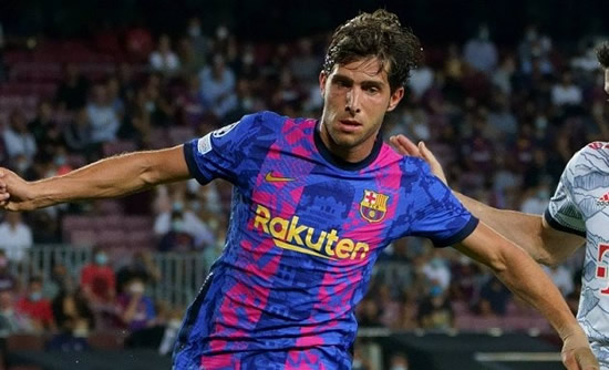Sergi Roberto agrees new deal with Barcelona