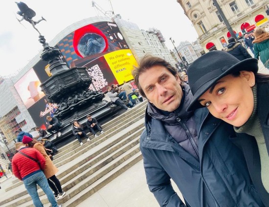 TOP PICC Conte enjoys day out in London with his wife after Tottenham win but Instagram post is hijacked by Inter Milan fans