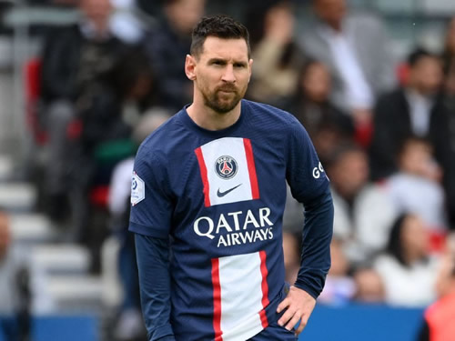 Suspended Lionel Messi apologises to PSG for missing training to visit Saudi Arabia