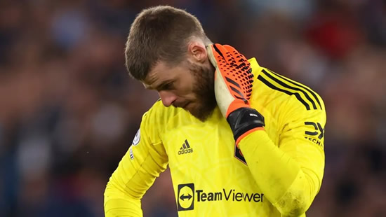Man Utd committed to keeping David de Gea despite recent howlers - but no assurances Spaniard will remain first choice