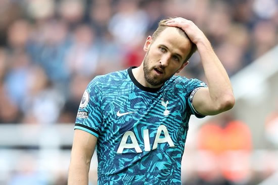 Man Utd dealt transfer blow as Harry Kane drops biggest hint yet he's staying at Spurs