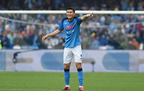 HERE IN A MIN Man Utd ‘on brink of £40m Kim Min-Jae transfer with Napoli star to fly to England as soon as window opens’