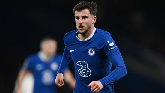 Transfer news & rumours LIVE: Manchester United agree personal terms with Chelsea midfielder Mason Mount
