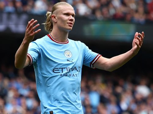 Erling Haaland couldn't deal with Jamie Carragher and Micah Richards during interview