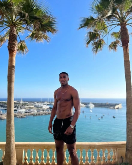 SHRED DEVIL Anthony Martial shows off ripped physique as Man Utd star enjoys his holiday and fans beg him to stay