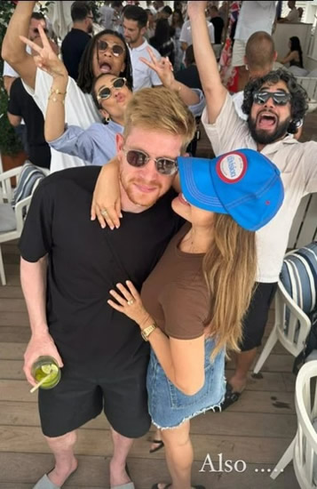 SHE'S DE ONE Kevin de Bruyne gets a kiss from stunning Wag as Man City legend and ‘best player in the world’ enjoys summer break