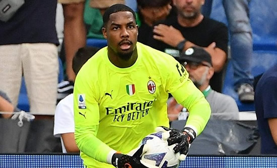 Chelsea to launch bid for AC Milan keeper Mike Maignan