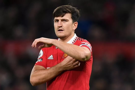 Harry Maguire will stay at Man United this season after West Ham move collapses