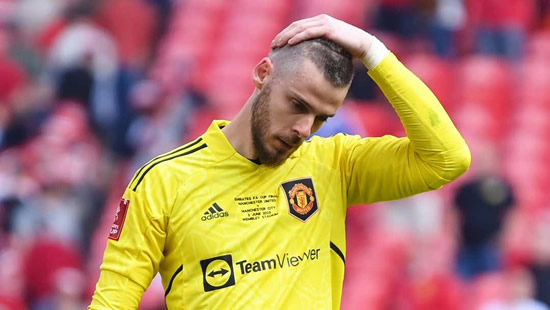 David de Gea snubbed as Bayern turn to unexpected option in hunt for new goalkeeper after Man City refuse to sell Stefan Ortega to German giants