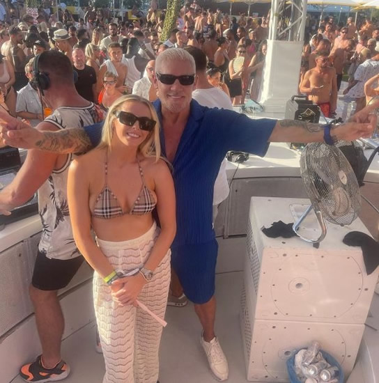 HERE WE CHLO England Lionesses star Chloe Kelly parties with Wayne Lineker in bikini top on well-earned break after Women’s World Cup