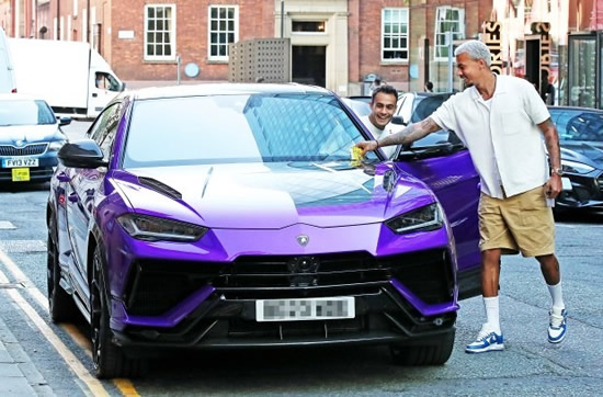 FOOTY FINE Dele Alli swipes parking ticket from his Lamborghini Urus after lunch with former Spurs teammate
