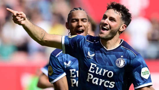 Eintracht Frankfurt monitoring January deal for Feyenoord star Santiago Gimenez while searching for Randal Kolo Muani replacement