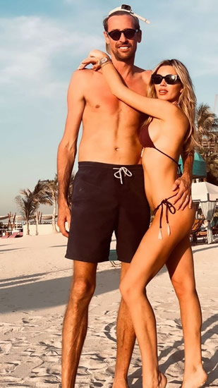 'KNIGHT THIS MAN' Peter Crouch has fans in hysterics with cheeky Wag joke as wife Abbey Clancy shows off toned figure in leggy outfit