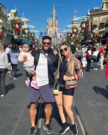 FAMILY AFFAIR Ex-Brazil star Hulk welcomes baby with ex-wife’s NIECE after scorned former Wag starts dating toyboy 28 years her junior