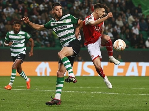 Arsenal join race to sign Sporting star Goncalo Inacio