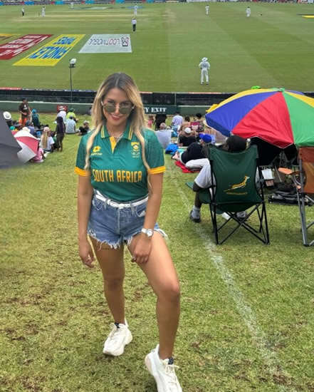 REDDY FOR MORE Sky Sports presenter Melissa Reddy spills out of sexy beach outfit as fans say ‘can you look any more gorgeous?’