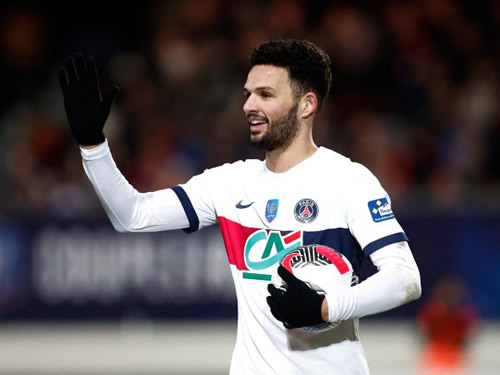 RED ALERT Man Utd striker boost with PSG ‘ready to sell’ £69m transfer target just months after signing him
