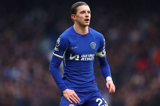 Chelsea open to do business with Everton and Fulham over midfielder