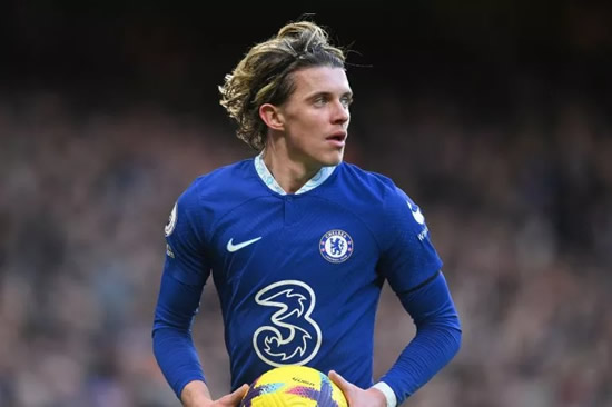 Chelsea midfielder's contract talks 'completely stall' as Spurs handed major boost