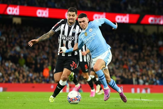 Man City icon Sergio Aguero fuels Newcastle transfer talk over star that 'matches style'
