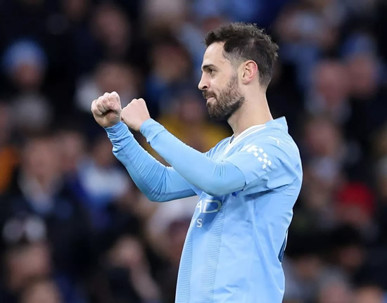 PSG eyeing Man City star with £50m release clause, Barcelona remain interested