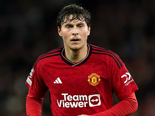 Turkish giants Galatasaray planning shock move for Manchester United defender