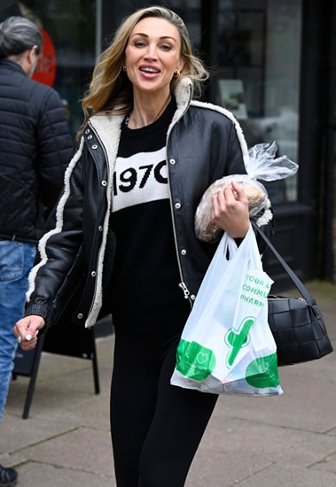 RY SMILE Ryan Giggs’ pregnant girlfriend, 36, smiles after trip to pharmacy as Man Utd legend, 50, prepares to become a dad again